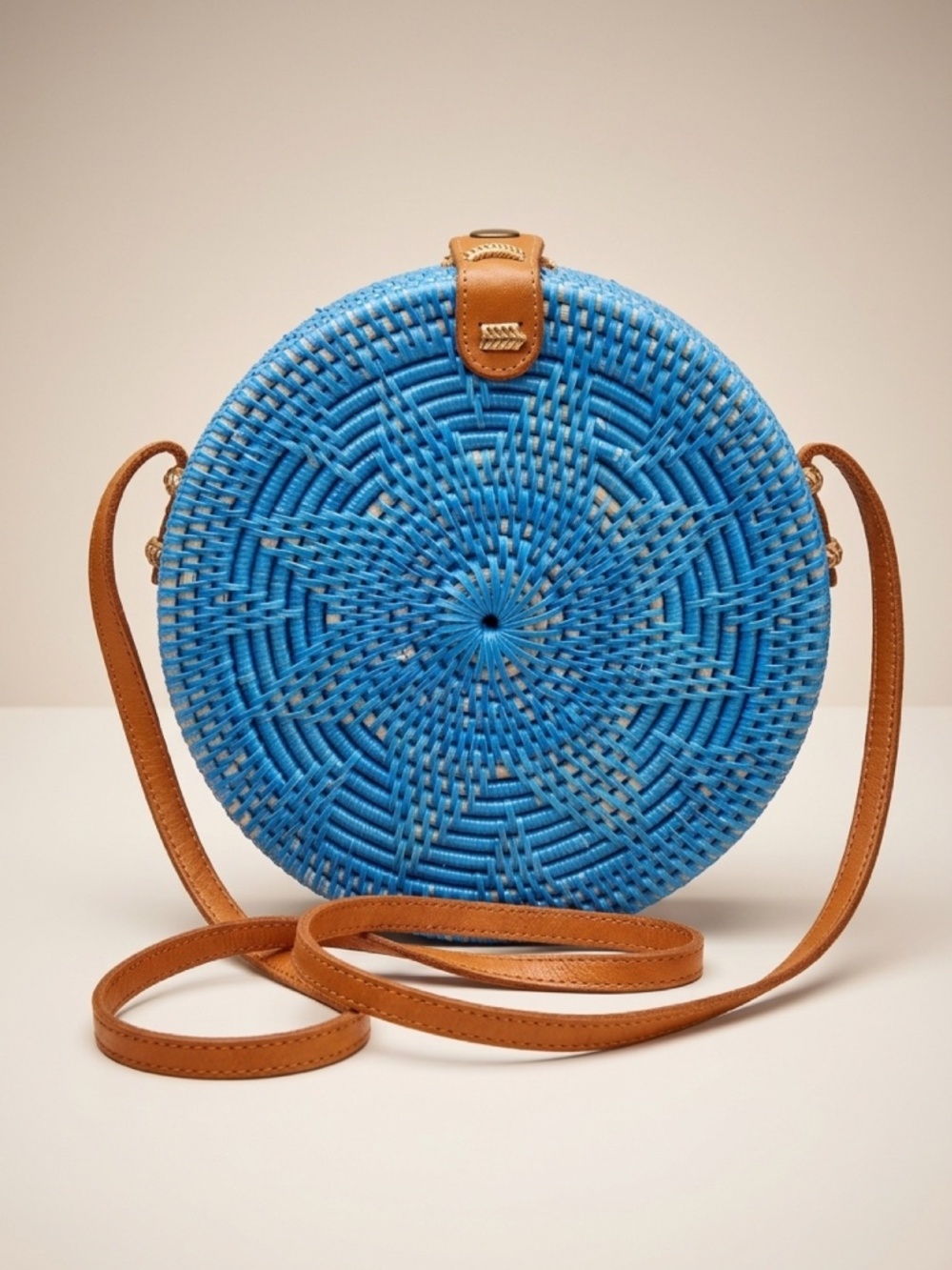 Street Level around Wicker Rattan Straw Crossbody Purse